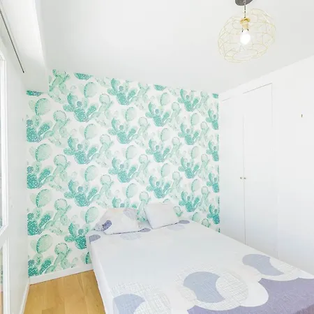 Nice 64M With Balcon Near The Eiffel Tower! Apartment *