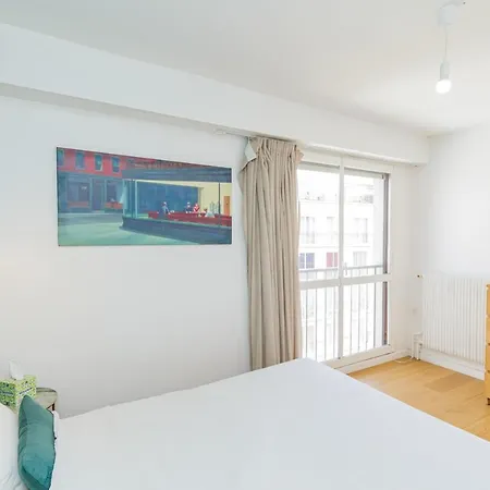 Apartment Nice 64M With Balcon Near The Eiffel Tower!